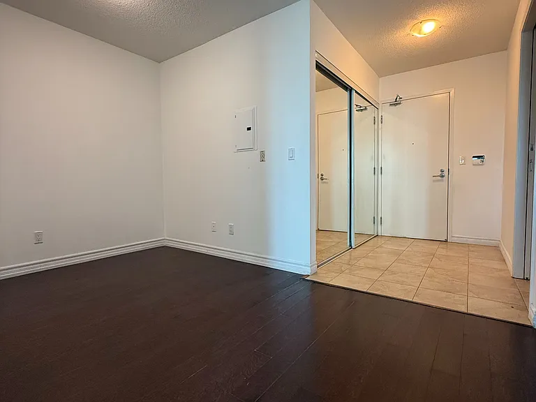 209 Fort York Blvd #1656 — Photo 4