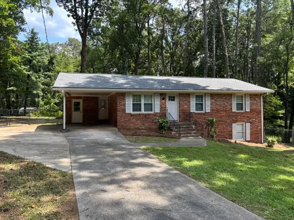 1769 Hammond Woods Cir SW, Marietta, GA 30008