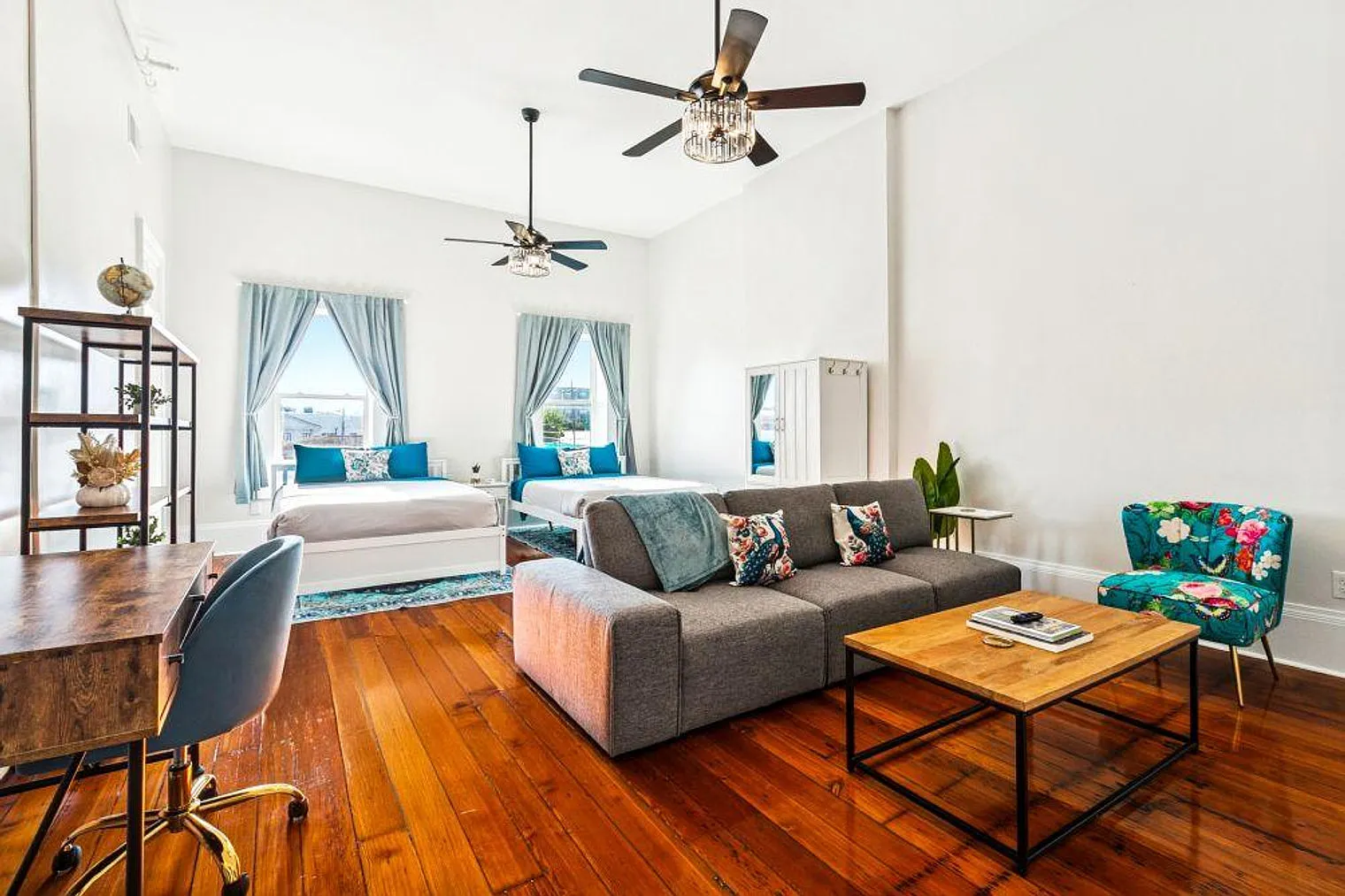 Studio, 1.0 bath, 699 sqft, $5,450 — Photo 1
