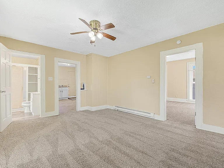 1302 Huestis Ave #2 — Photo 8