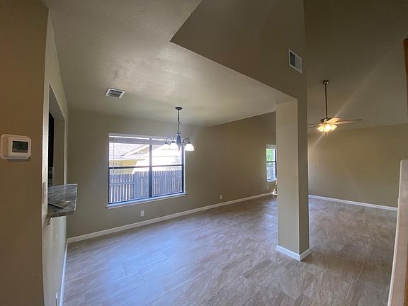 5th image of 7714 Bay Berry