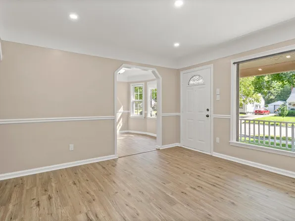 3434 Vassar St, Dearborn, MI 48124