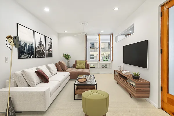 Sold by Compass | media 3