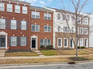 9840 Kings Parade Blvd, Charlotte, NC 28273