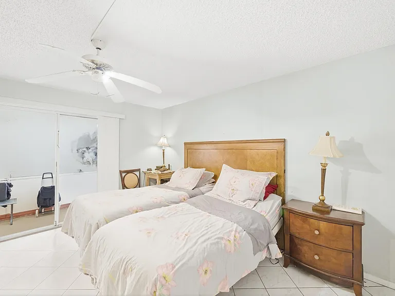 52 Saxony Cir #52-B — Photo 49
