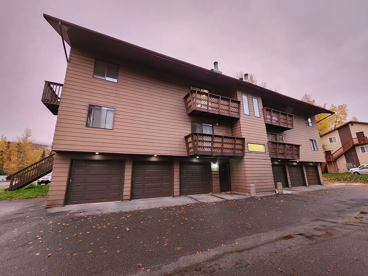 2 bed, 1000 sqft, $2,000 — Photo 2