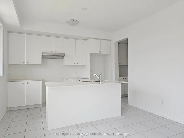 77 Morrison Cres — Photo 6