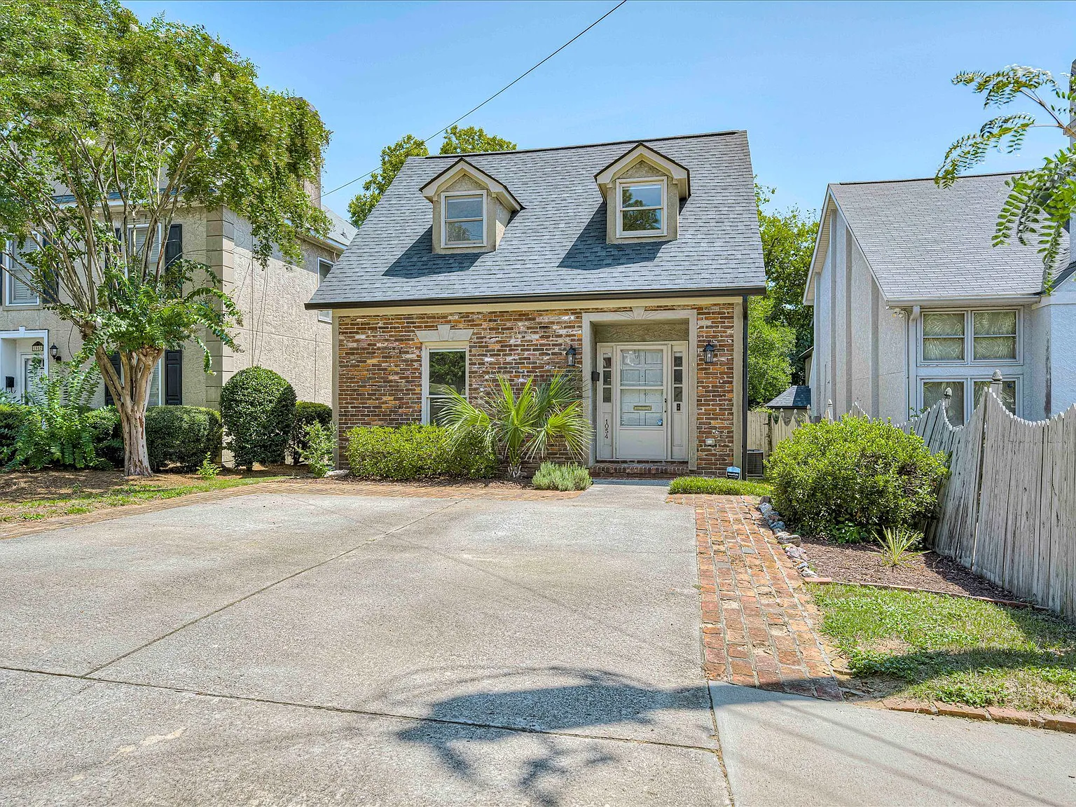 1054 Hickman Road - 1 — Photo 1