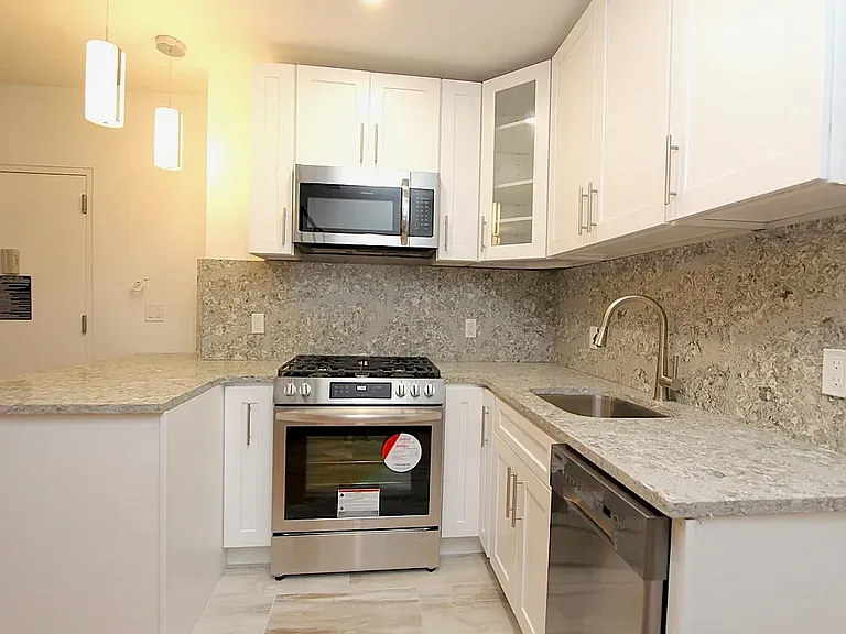 26 W 96th St #1 — Photo 5
