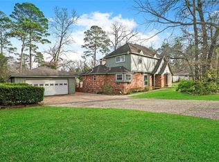 111 Rolling Hills Dr, Conroe, TX 77304