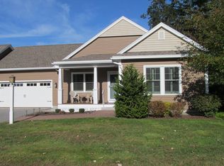 4 Dipper Rd #4, Cape Elizabeth, ME 04107