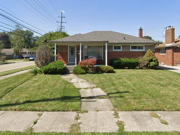 23705 Wilmot Ave, Eastpointe, MI 48021