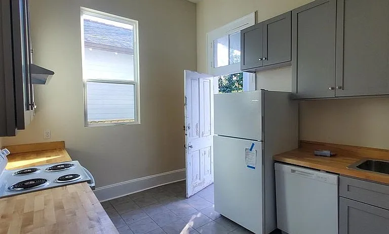 620 Valence St — Photo 5
