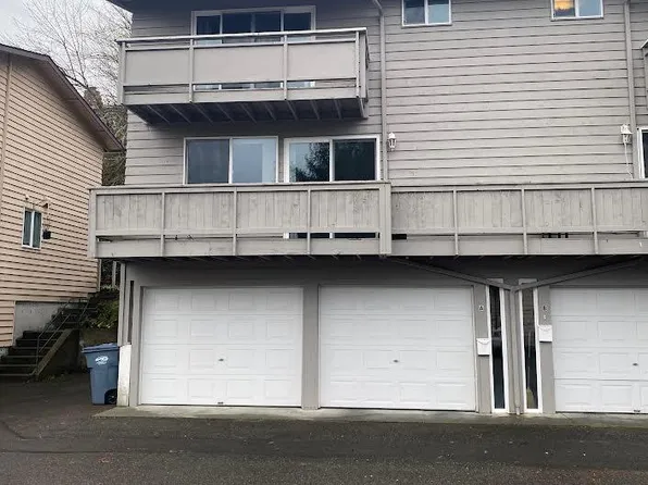 1452 Rainier Dr APT 1, Fircrest, WA 98466