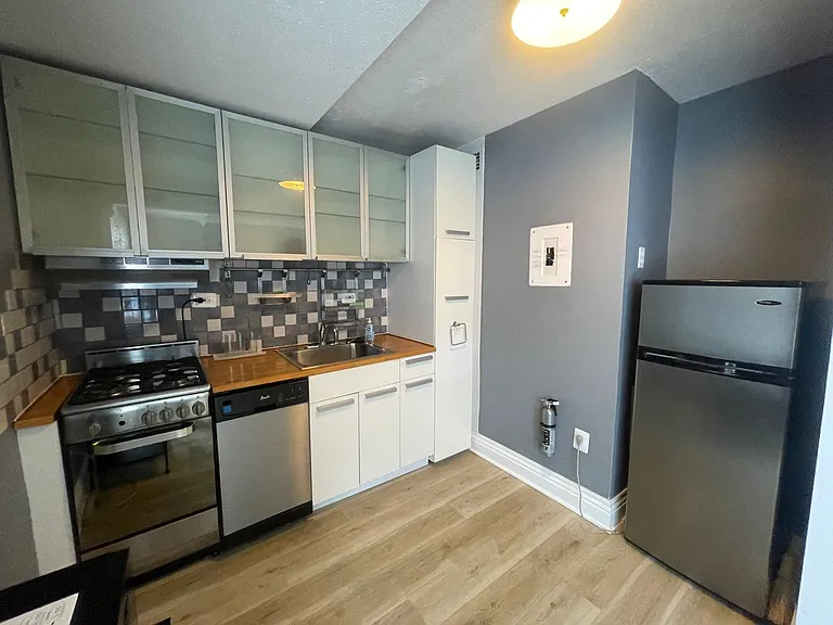 1440 N St NW #416 — Photo 5