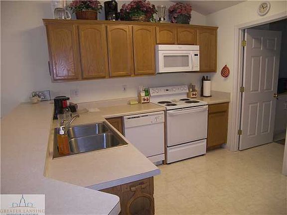 5th image of 1743 Bushwood Ln