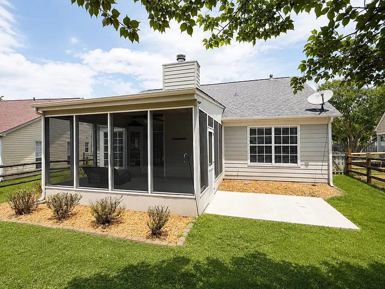 13505 Bolingbrook Ln — Photo 17