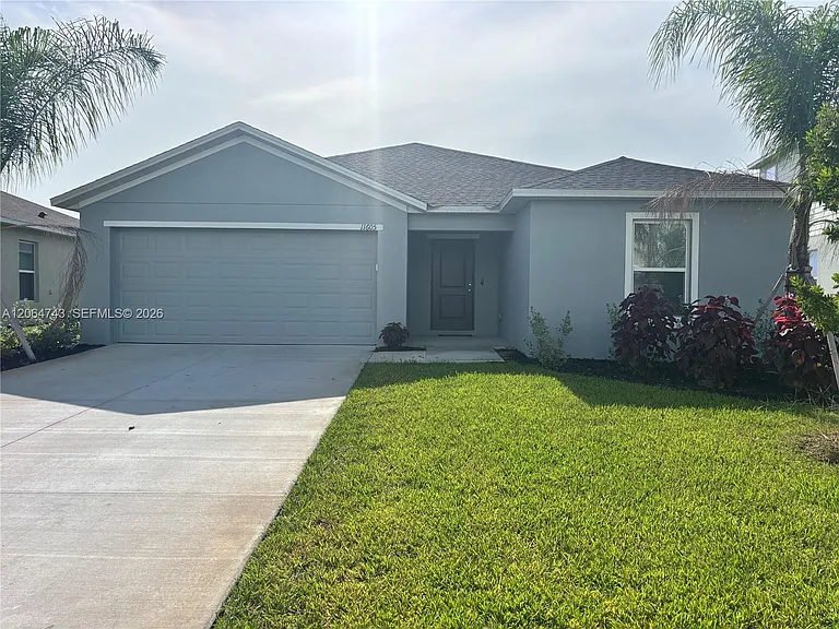 11605 Savanna Lake Blvd — Photo 1