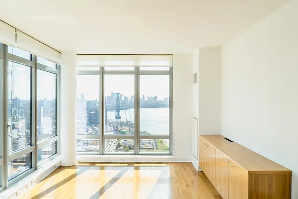 Rented by Manhattan Spaces | media 45