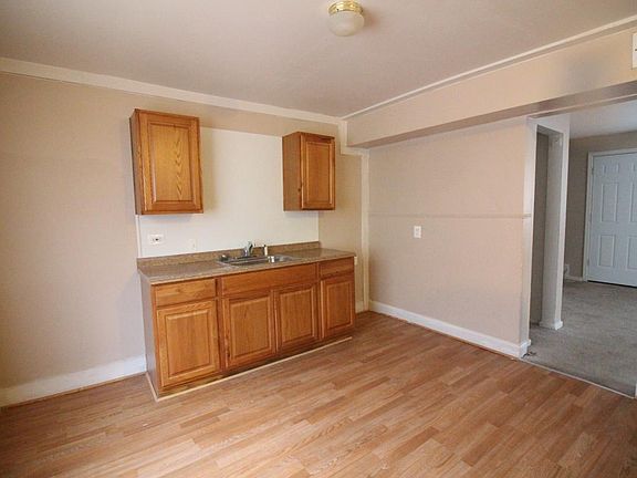 3rd image of 33391 Belding Ct