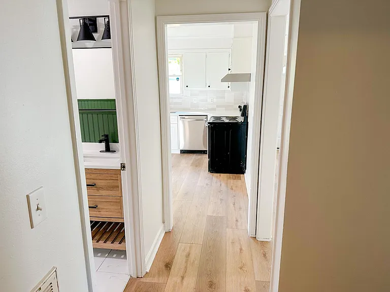 4012 Edwards Ave — Photo 8