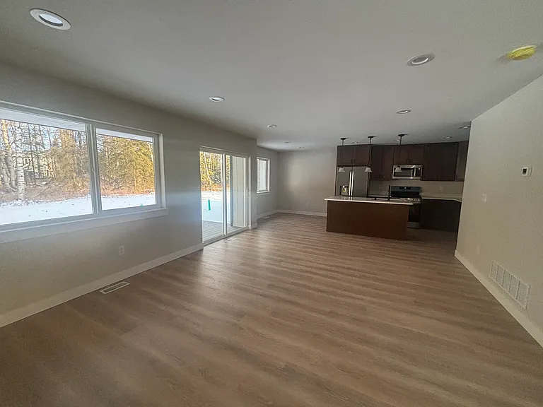 533 W Ashbrook Dr #2 — Photo 7