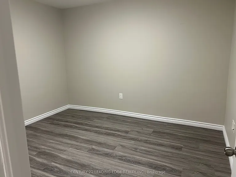 88 Gregory Rd — Photo 2