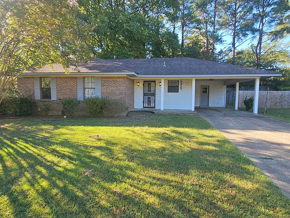 7319 Eastover Cv