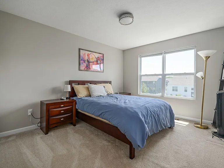 1033 Quarry Oak Dr — Photo 12