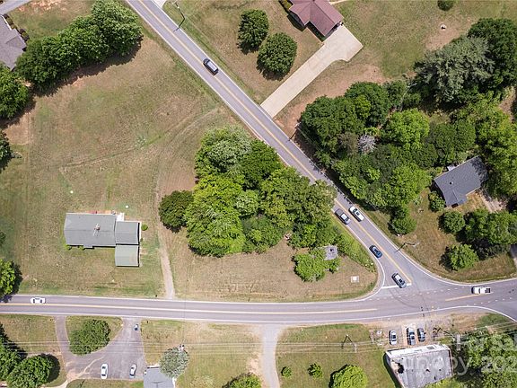 5th image of 1558 Buffalo Shoals Rd