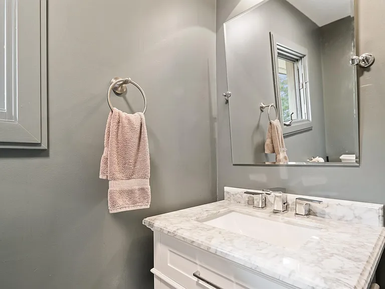 175 Ruggles Ave #1 — Photo 30