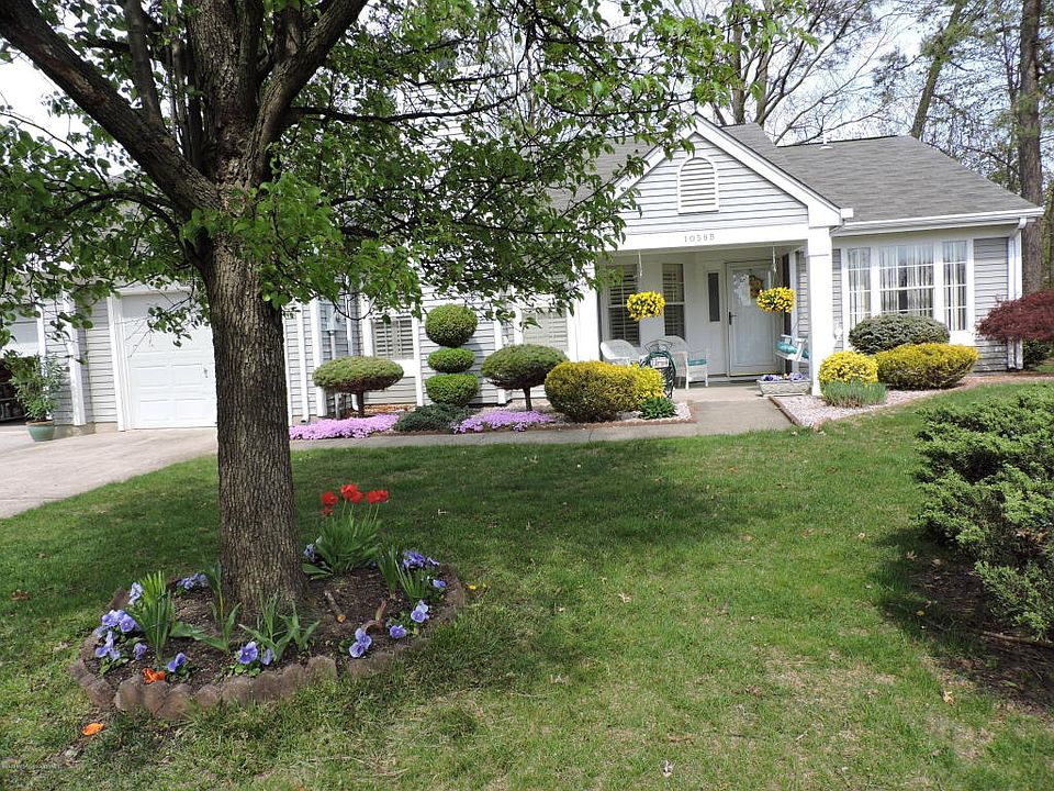 1st image of 1058B Buckingham Dr