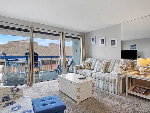 4th image of 5511 N Ocean Blvd. #403