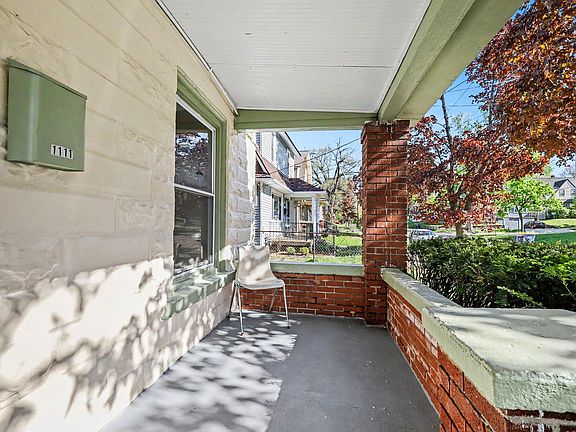 3rd image of 1111 Cooper Ave SE