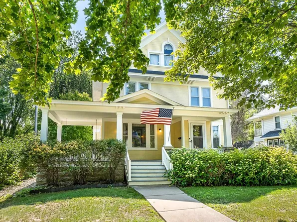 317 W THORNE Street, Ripon, WI 54971