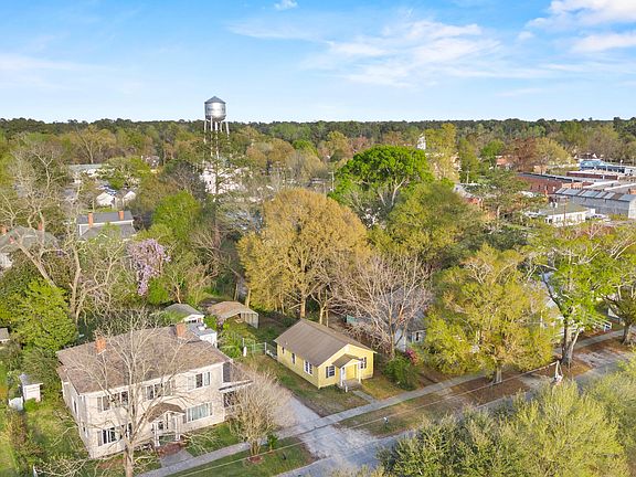 2nd image of 108 N Dickerson Street