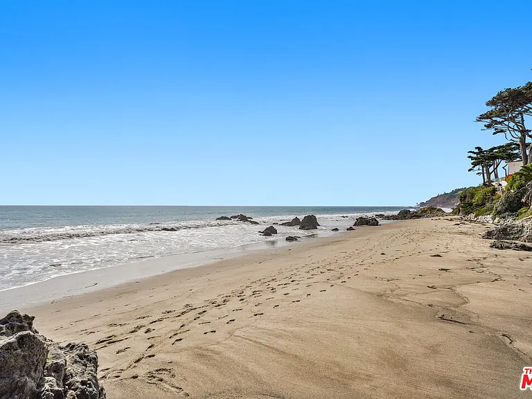 31777 Broad Beach Rd — Photo 3