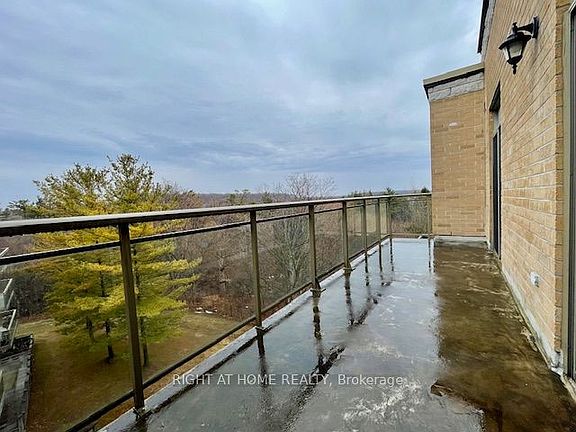 3rd image of 2506 Rutherford Rd #501