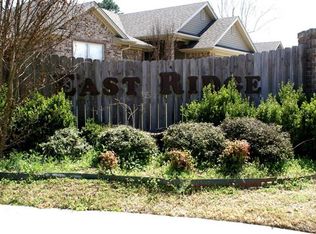 614 S 14th St, Lavaca, AR 72941