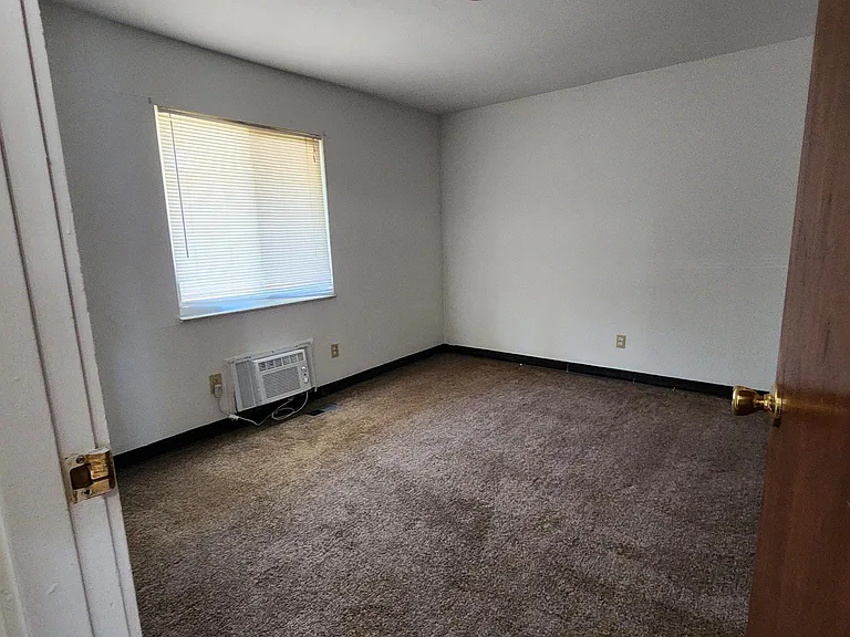 4675 Croftshire Dr #4675 — Photo 13