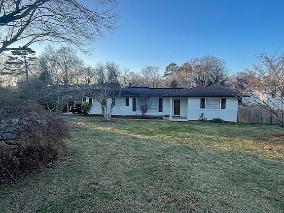 2nd image of 5715 Hillcrest Dr