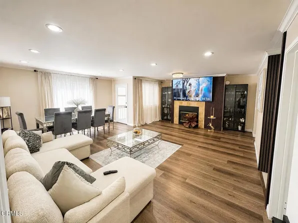 330 Burchett St Unit 206, Glendale, CA 91203