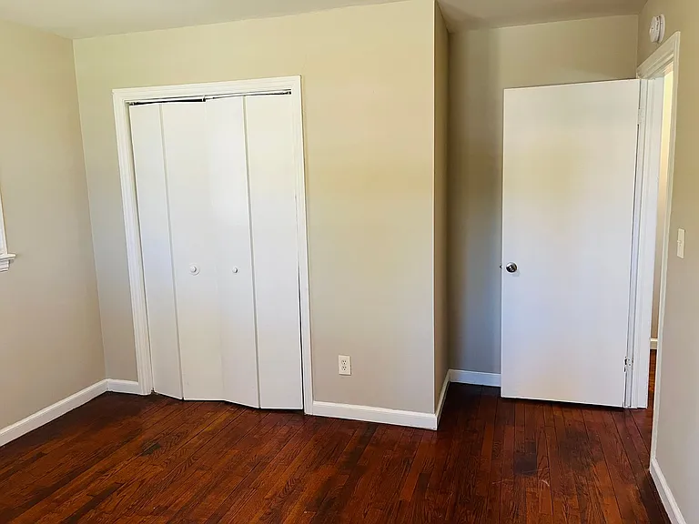 2673 Fairlane Dr SE — Photo 17