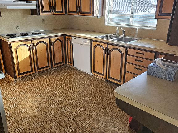 2nd image of 54 E 700 S