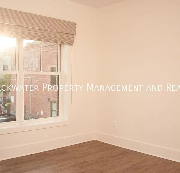 1208 Commerce St #301 — Photo 46
