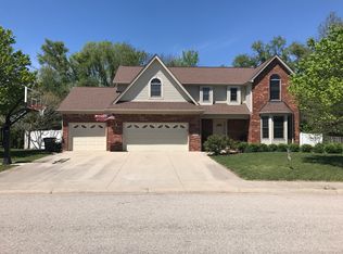 926 Northern Goshawk Dr, Columbus, IN 47203