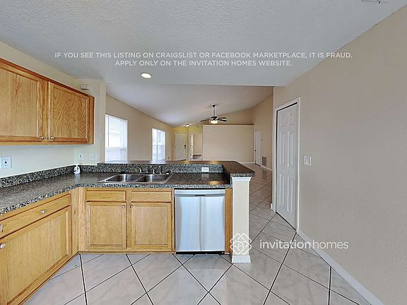 5th image of 129 Rollins Dr