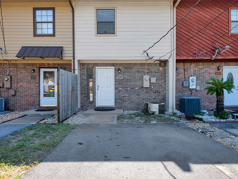 337 Woodham Ct — Photo 28