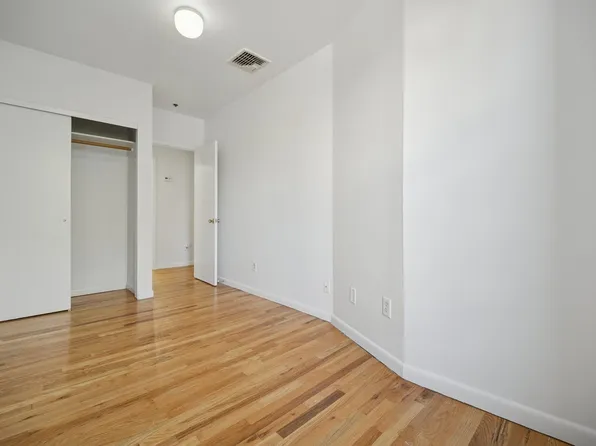 236 Newark Avenue image 12 of 19