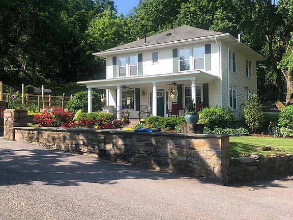 2nd image of 37151 Branchriver Rd